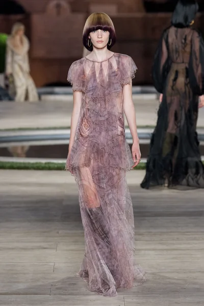 Look 34